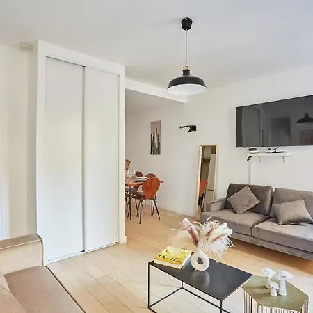 Apartment Center Of Le Marais By Prestige