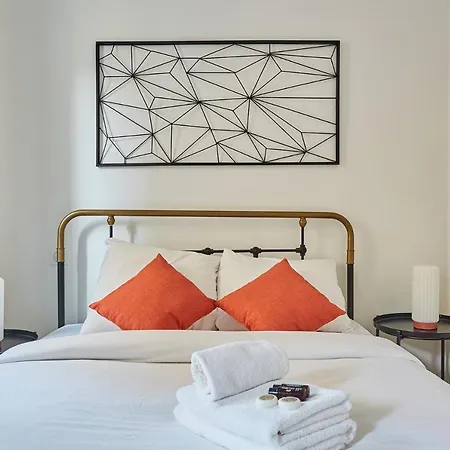 Center Of Le Marais By Prestige Parigi